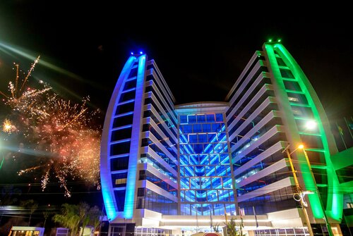 Гостиница Wyndham Manta Sail Plaza Hotel & Convention Center