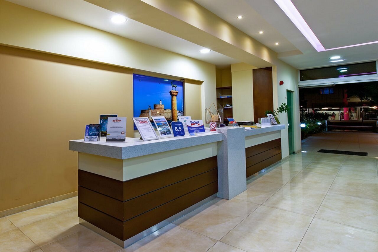 Фото Paleos Apartments