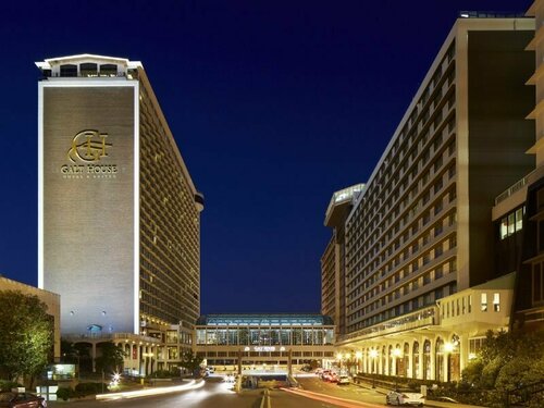 Гостиница Galt House Hotel Trademark Collection by Wyndham в Штате Кентукки