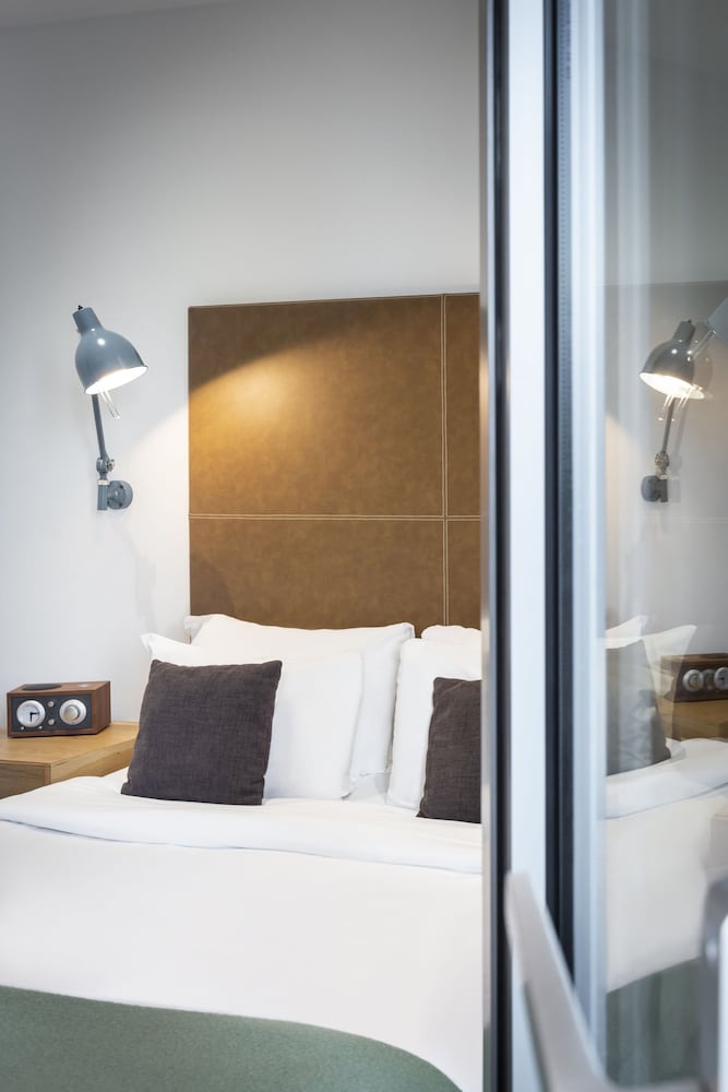 Фото Aparthotel Adagio London Brentford