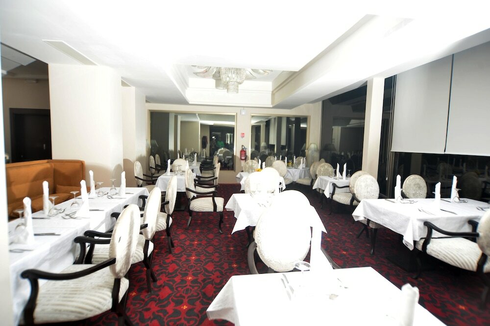 Фото Hôtel Fleur de Lys Plateau