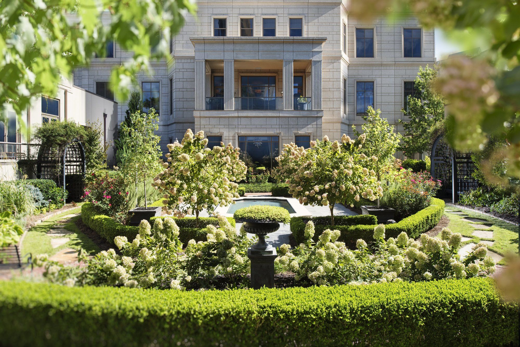 Фото Waldorf Astoria Atlanta Buckhead