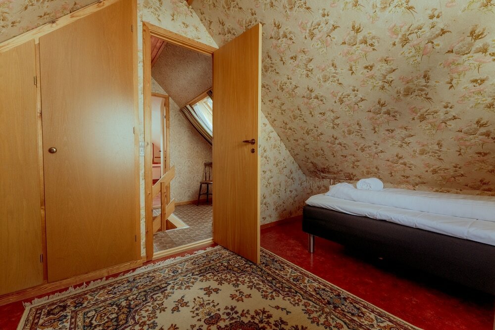 Фото Charming 3 Br Home Scenic Village Nature