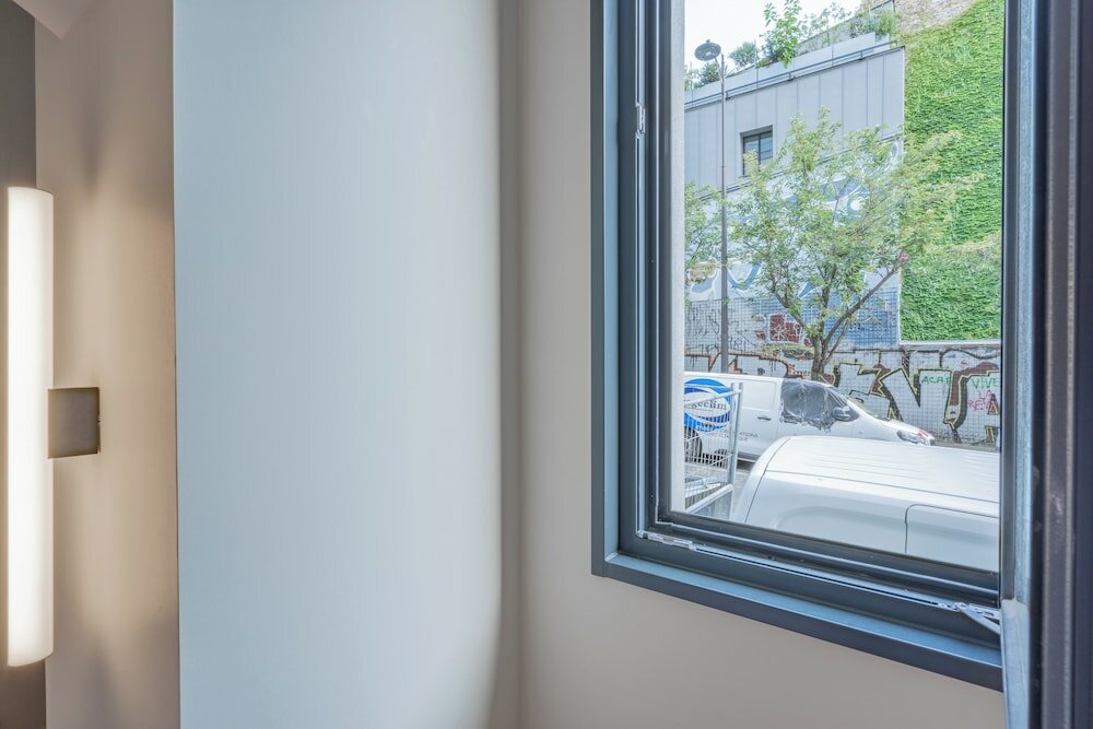 Фото Yuna Montmartre - ApartHotel