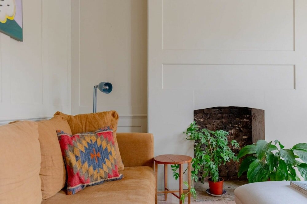 Фото Spacious & Elegant 2bd Victorian Flat - Islington!