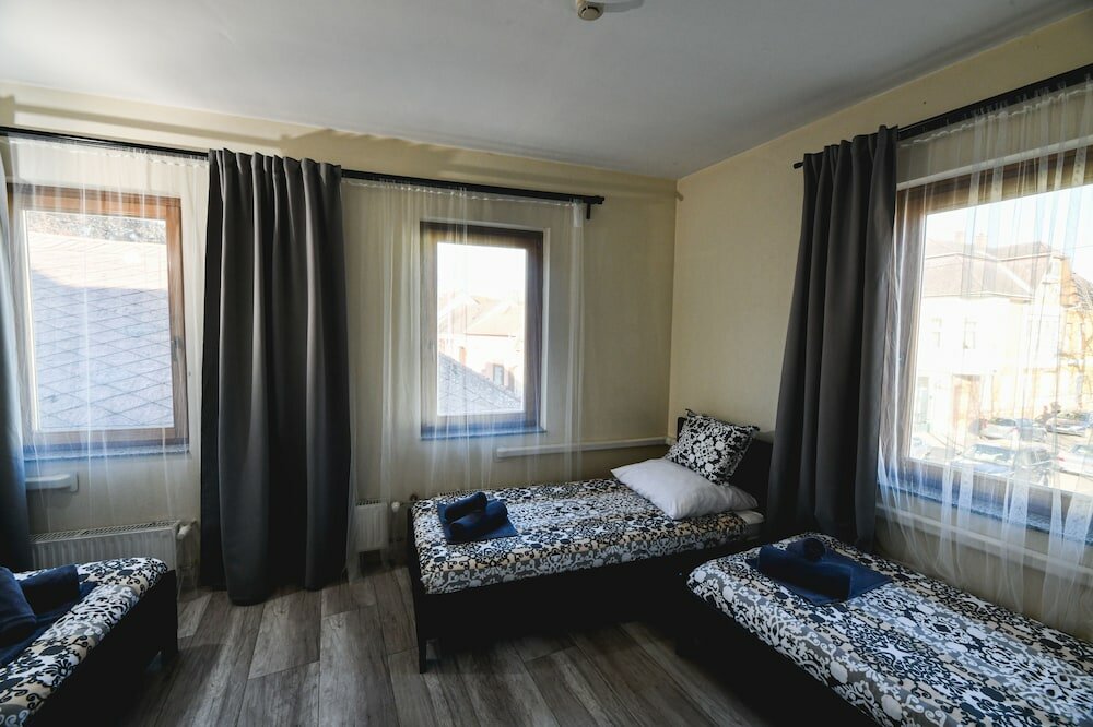 Фото Végvári Hotel Eger