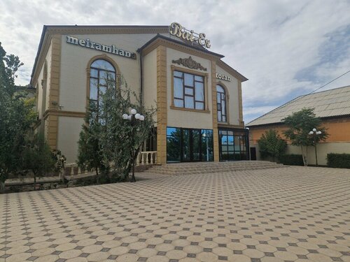 Помпалық және анальді порно