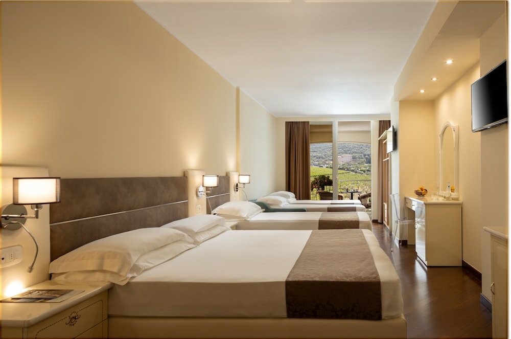 Фото Hotel Savoy Palace