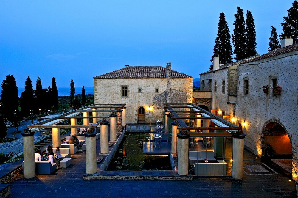 Фото Kinsterna Hotel