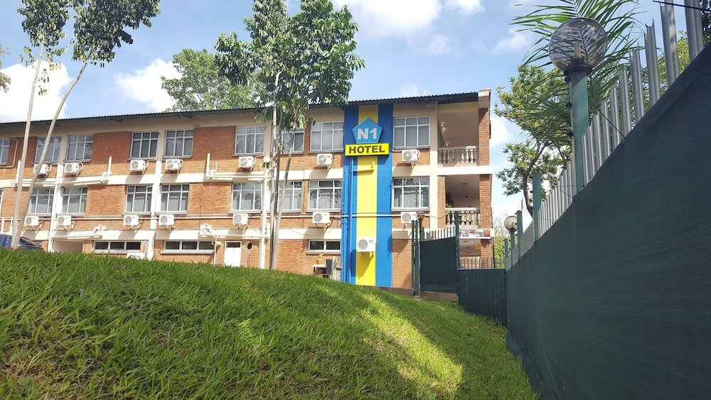 Фото The N1 Hotel & Campsite Victoria Falls