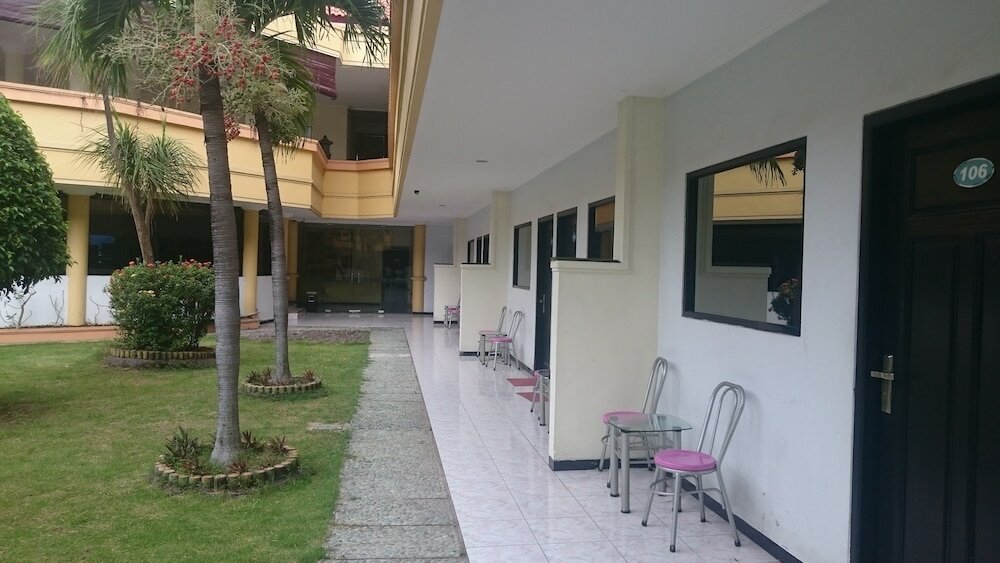 Фото Hotel Sinar 2