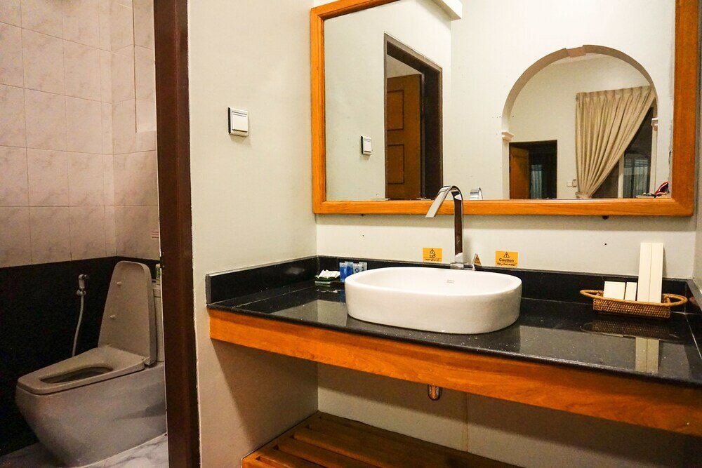 Фото WEStay @ The Grand Nyaung Shwe, Inle Lake