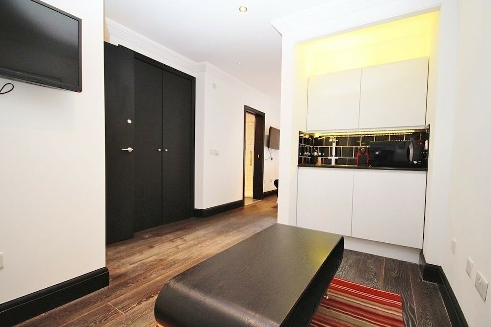 Фото 6 Portobello Road