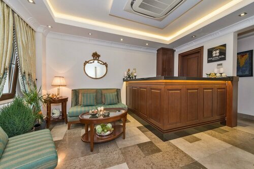 Гостиница Four Doors Hotel в Фатихе