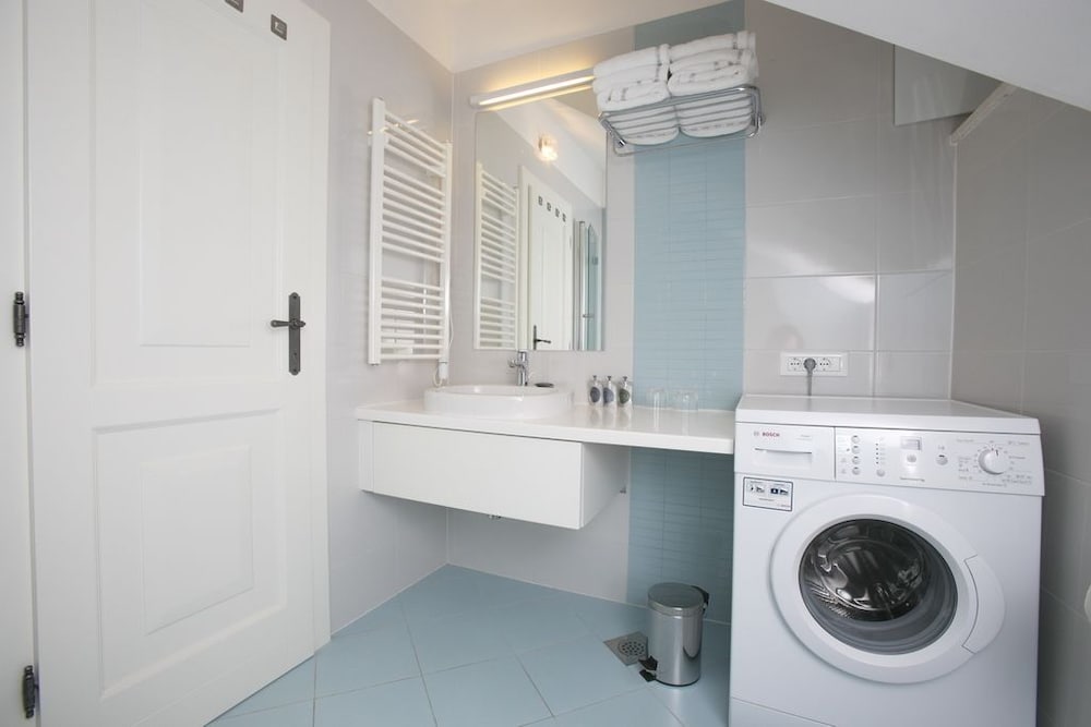 Фото Divota Apartment Hotel