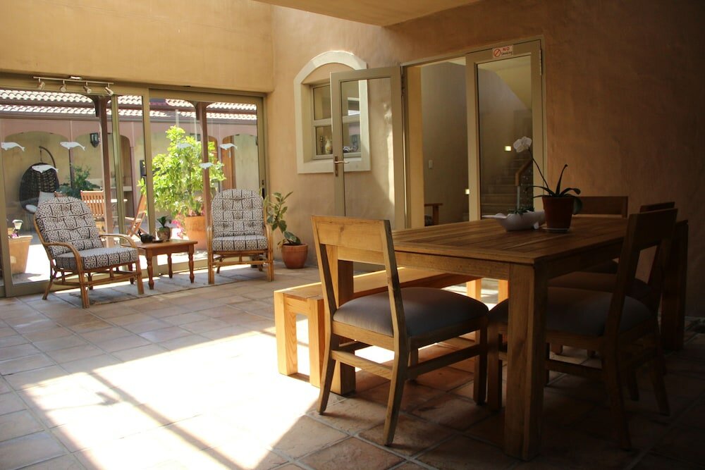 Фото On the Cliff Guest House