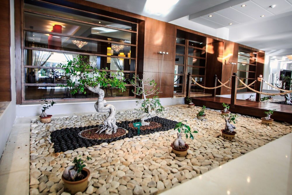 Фото The Russelior Hotel & SPA