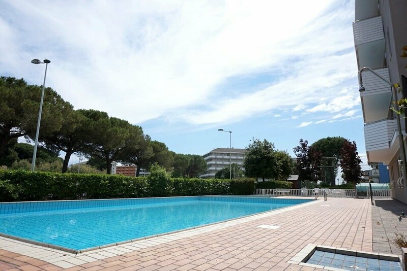 Апартаменты Great and Bright Apartment With Pool by Beahost Rentals
