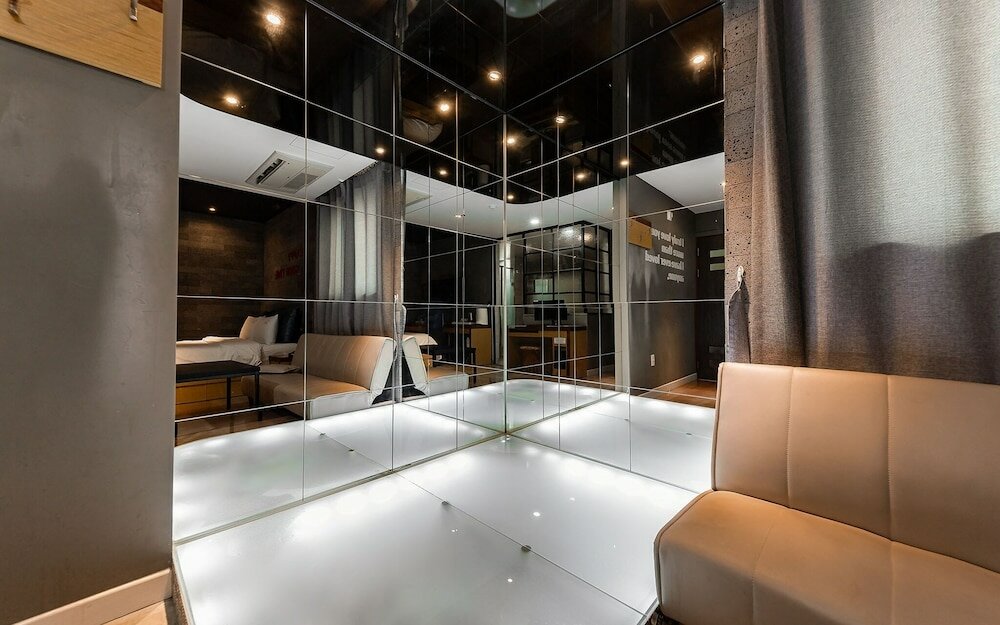 Фото Daejeon Munchang Hotel Some