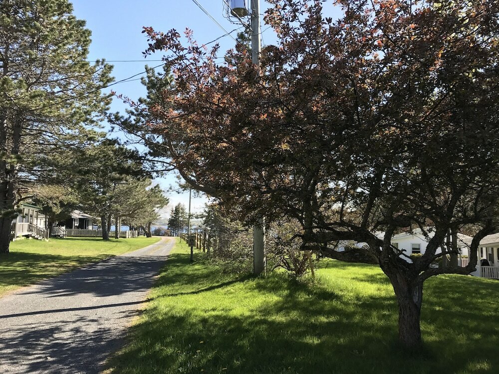 Фото By The Bay Cottages