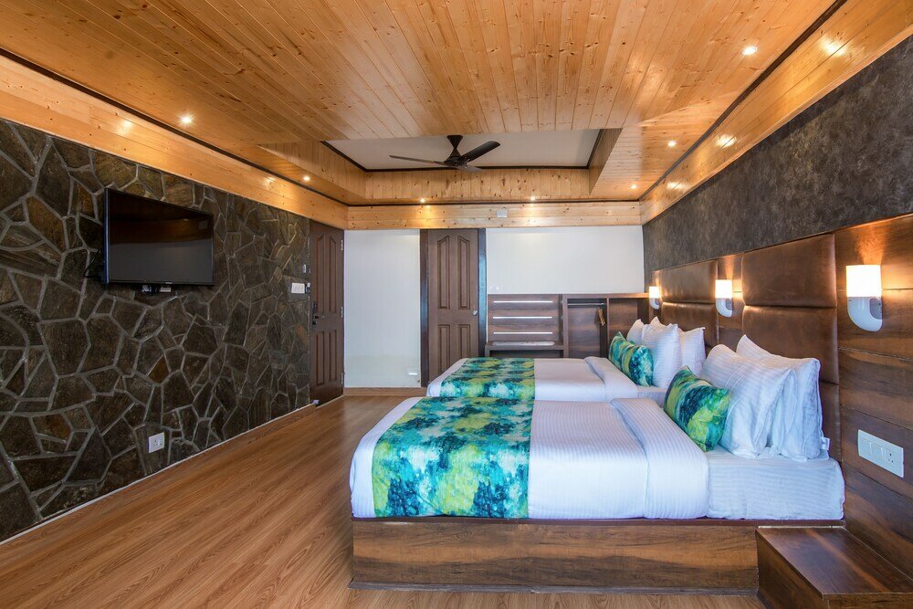 Фото Sumi Queen's Yard Rink Mall Darjeeling