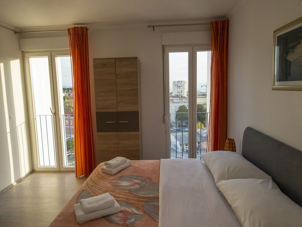 Фото Mar - With View - Sa3-red