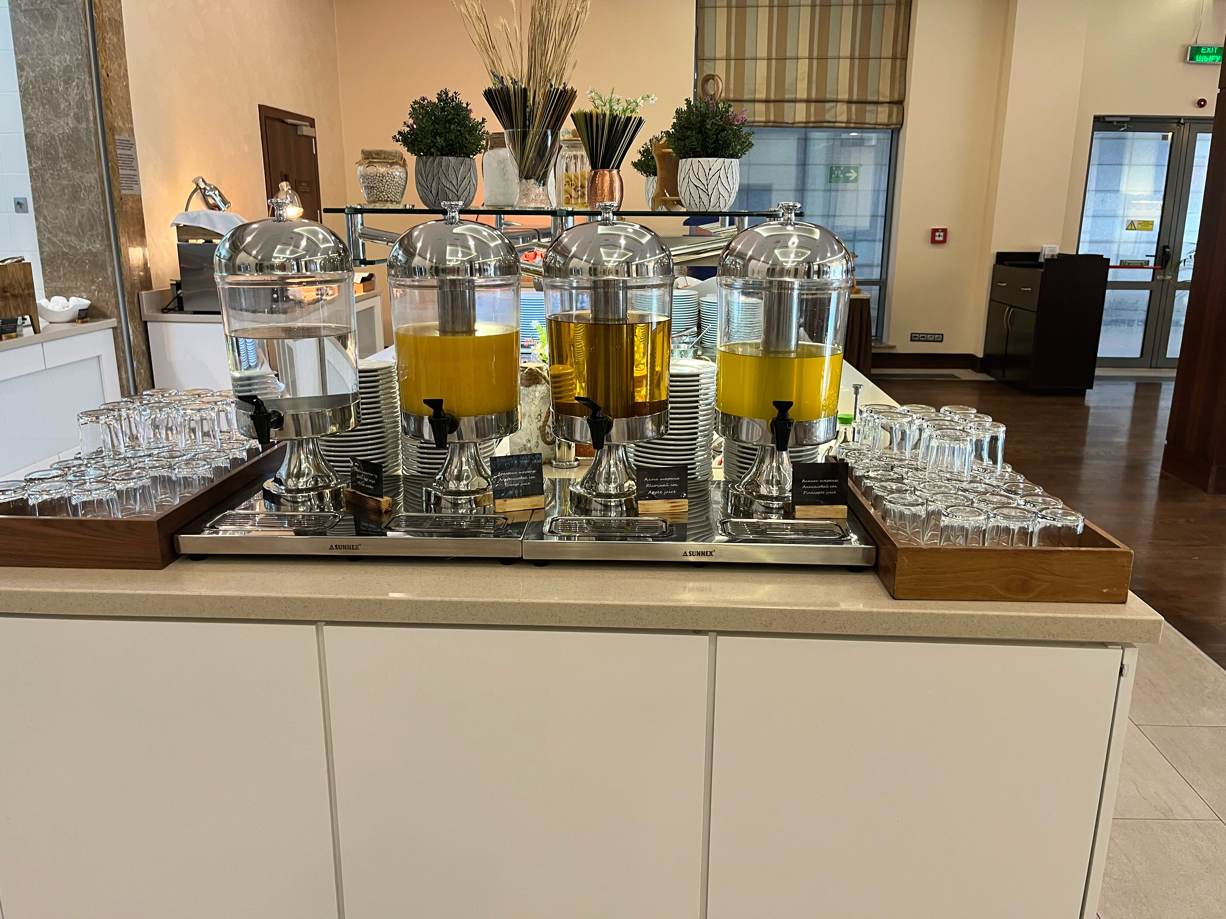 Фото Hilton Garden Inn Astana