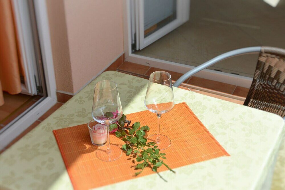 Фото Floral Apartments Pende