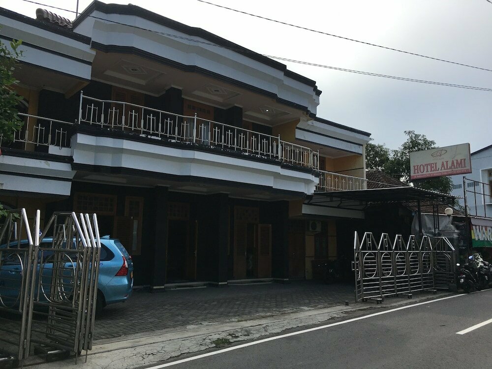 Hotel Hotel Alami near Alun-Alun Klaten, Klaten, photo