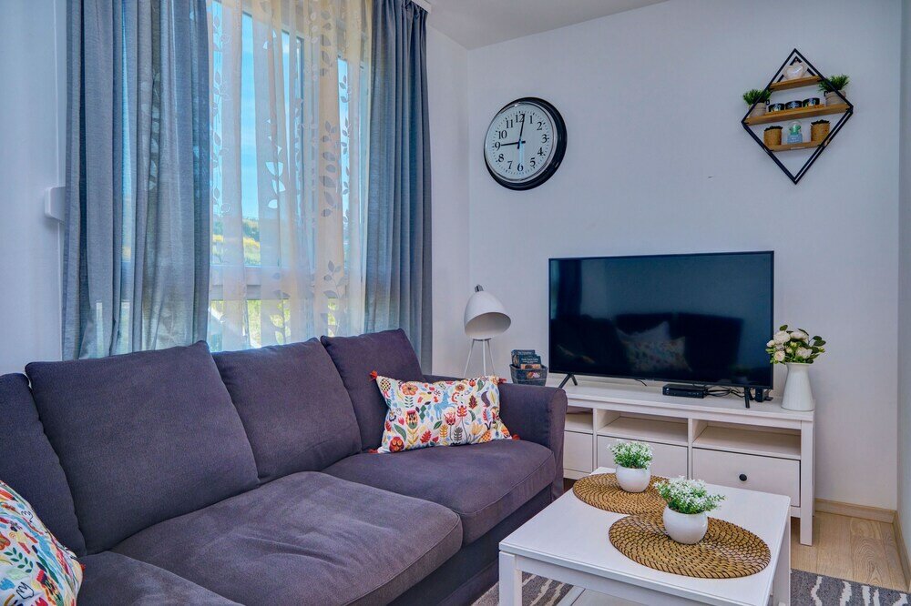 Фото Luxury Seaside Apartment