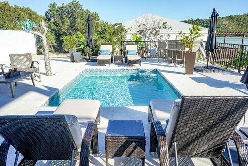 Гостиница Flamingo Lake Villas Turks and Caicos Islands