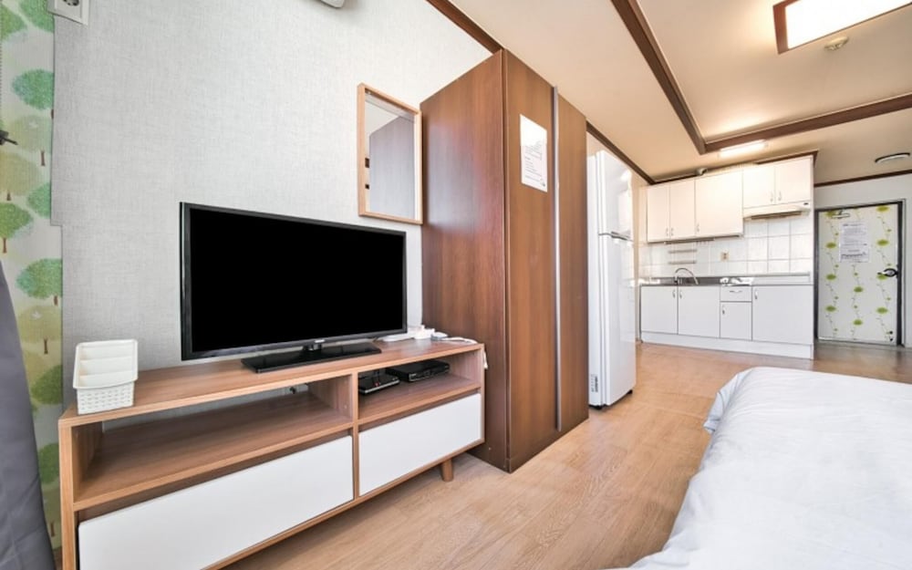 Фото Yangyang Hajodae Conto Hotel Pension