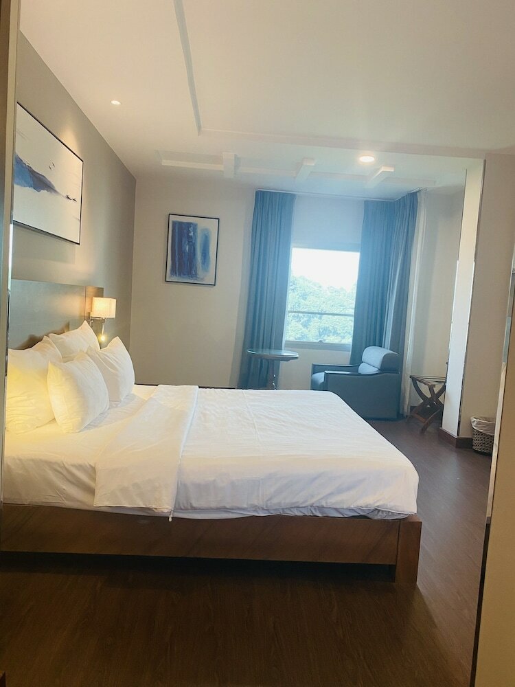 Фото Central Park Saigon Hotel