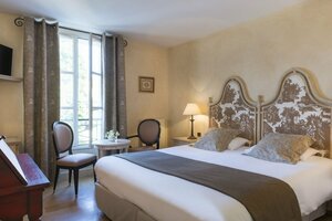 Hotel Aux Vieux Remparts, Provins, photo