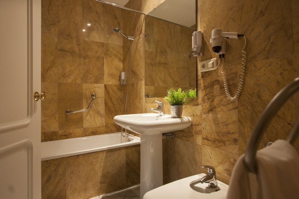 Фото Hotel Trafalgar