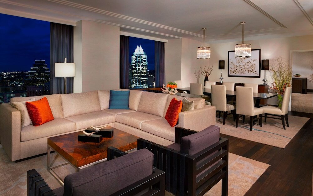 Фото Hilton Austin