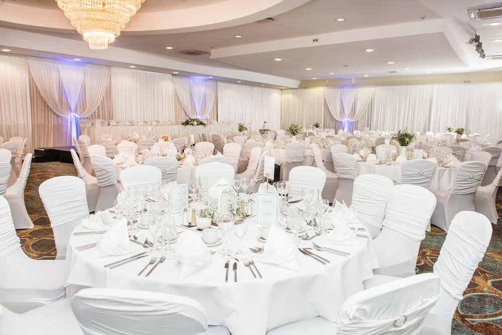 Фото La Mon Hotel And Country Club