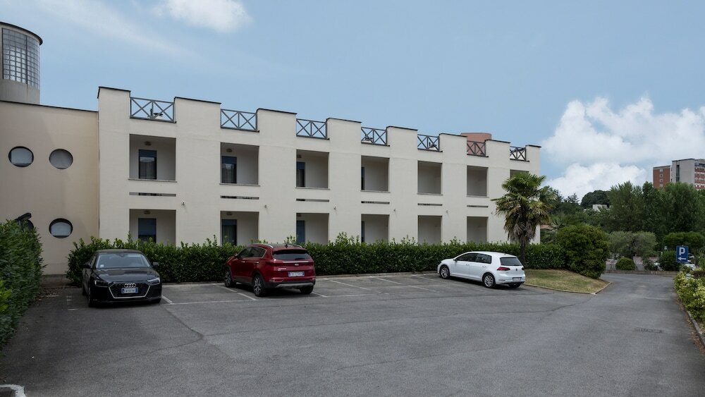 Фото Hotel Executive