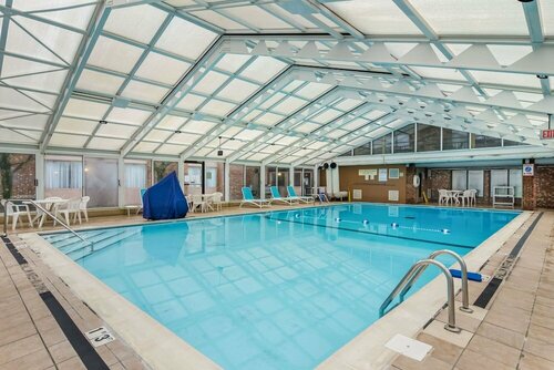Гостиница Comfort Inn & Suites в Питтсбурге