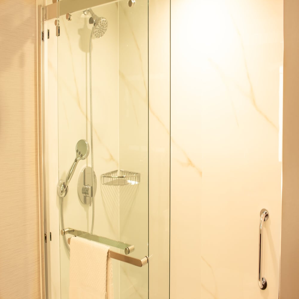 Фото Hilton Hasbrouck Heights