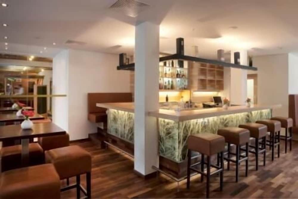 Фото Alphotel Innsbruck