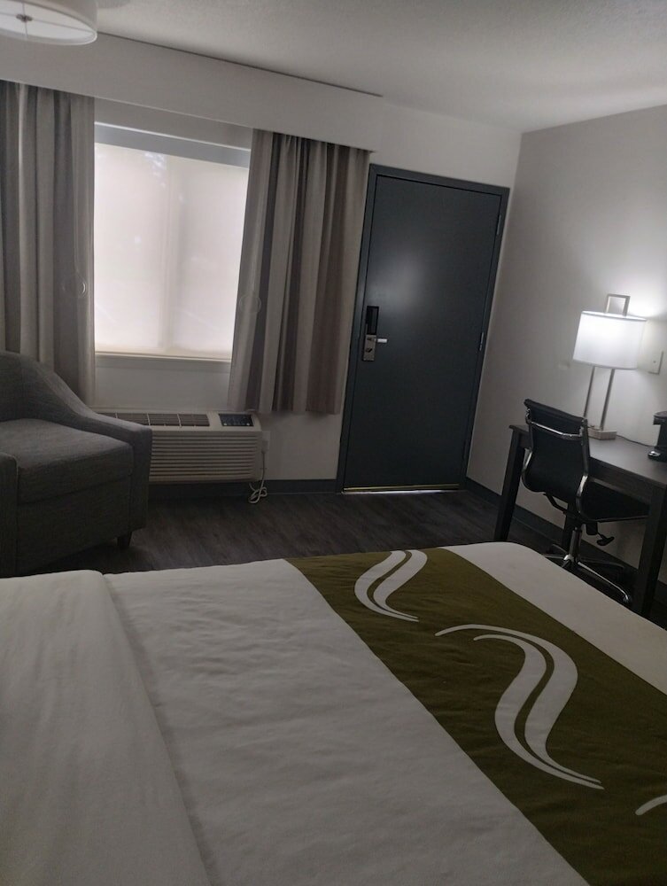 Фото Quality Inn & Suites Wilsonville