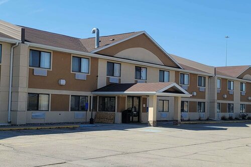 Гостиница Travelodge by Wyndham Fargo West Acres в Фарго