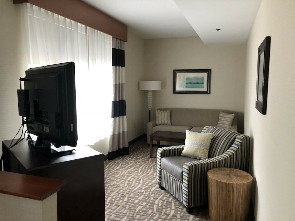 Фото Wyndham Garden Buffalo Downtown