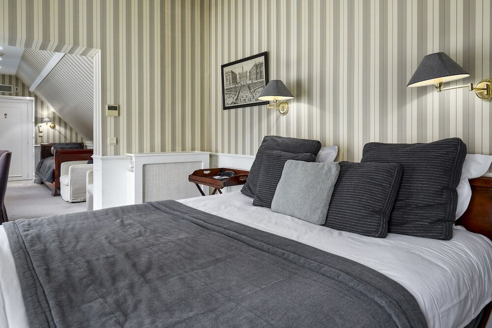 Фото The Pand Hotel