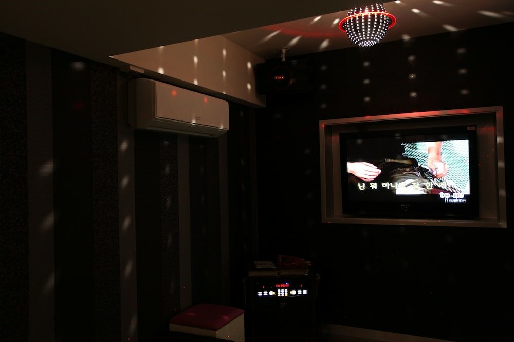 Фото Hotel April 2nd