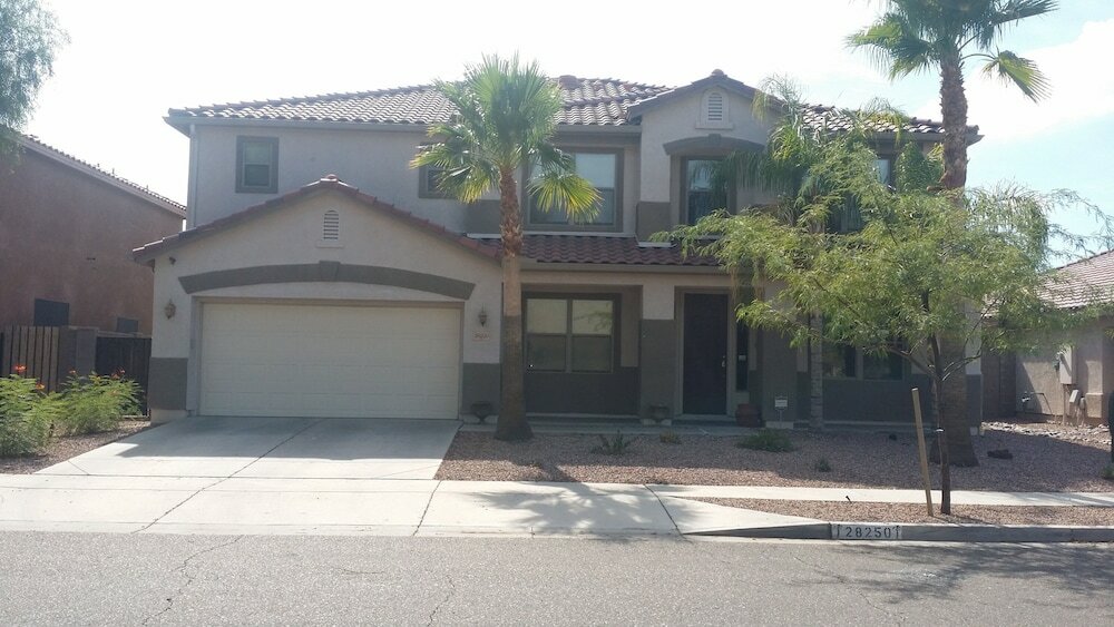 Фото Happy Valley House