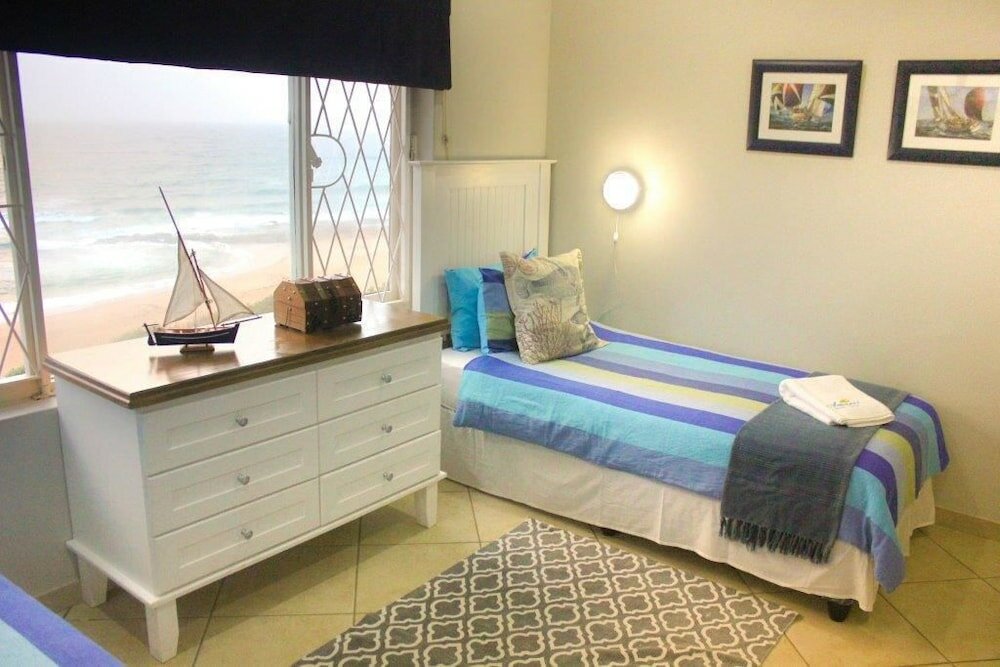 Фото Amanzi Beach House