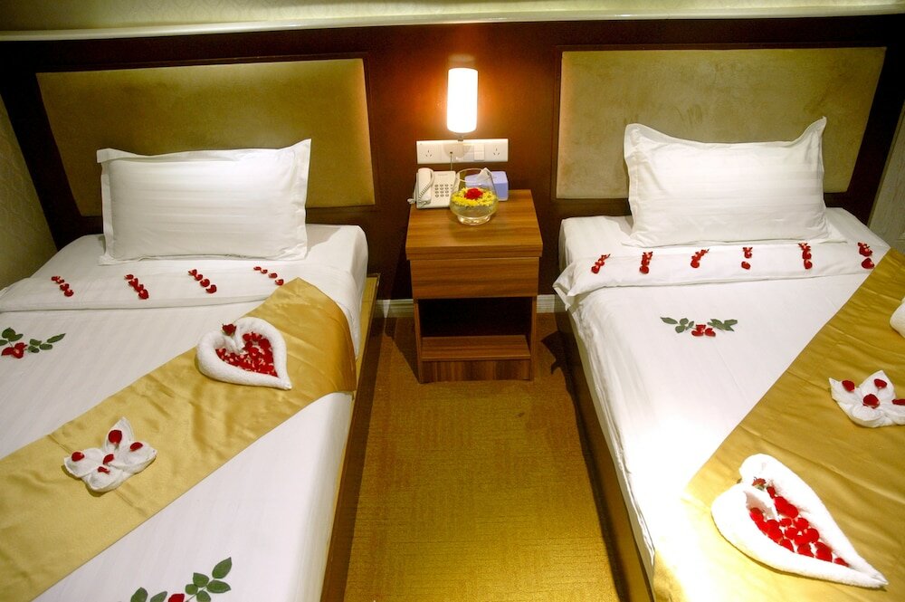 Фото Sunny Holiday Hotel