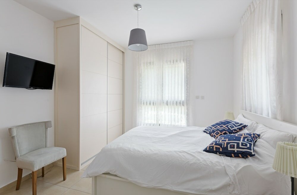 Фото Laguna Water Front 1